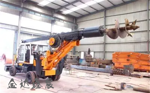 旋挖機(jī)對(duì)于泥巖地質(zhì)應(yīng)如何施工?